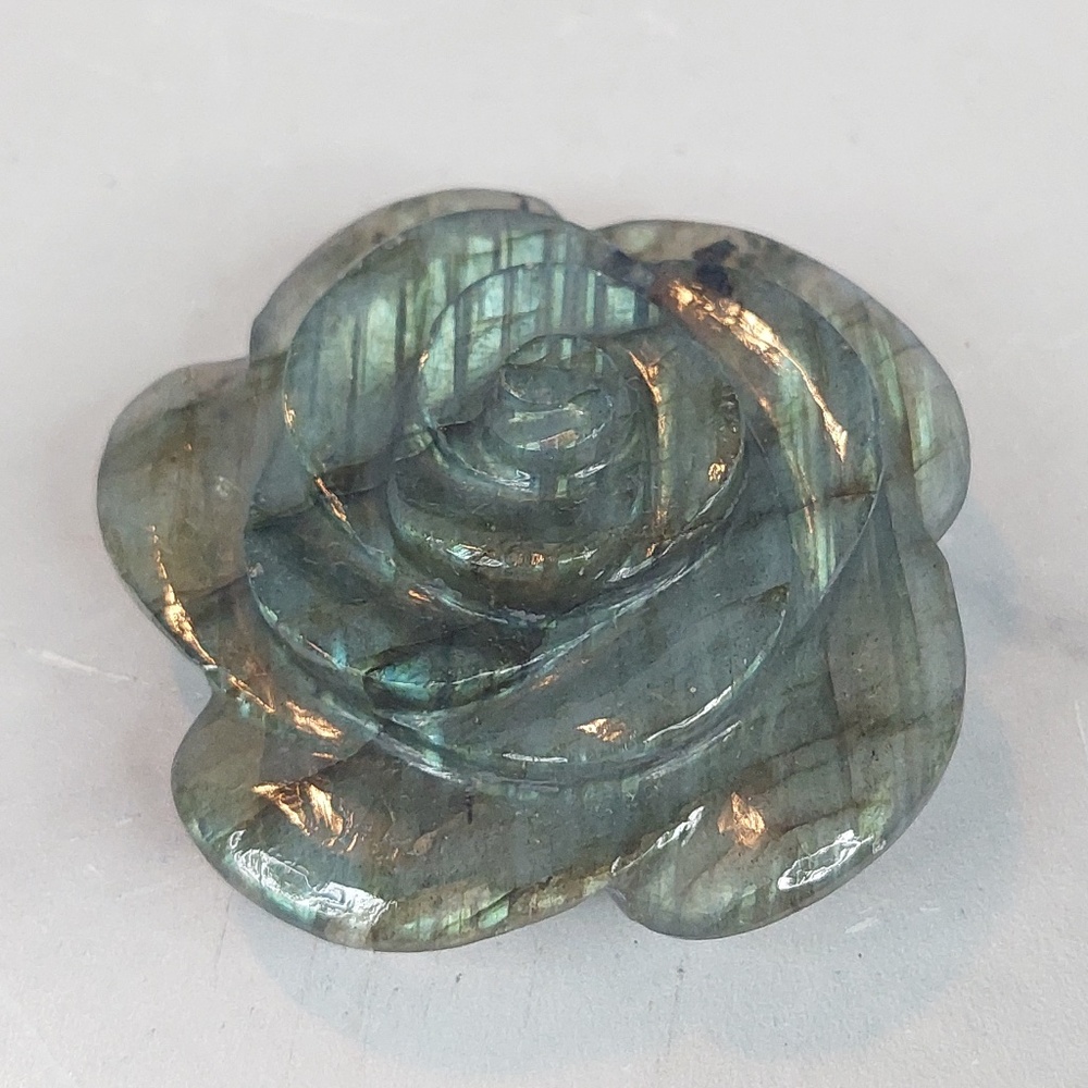 Labradorite Rose Carving | Intuition • Transformation • Mystical Protection